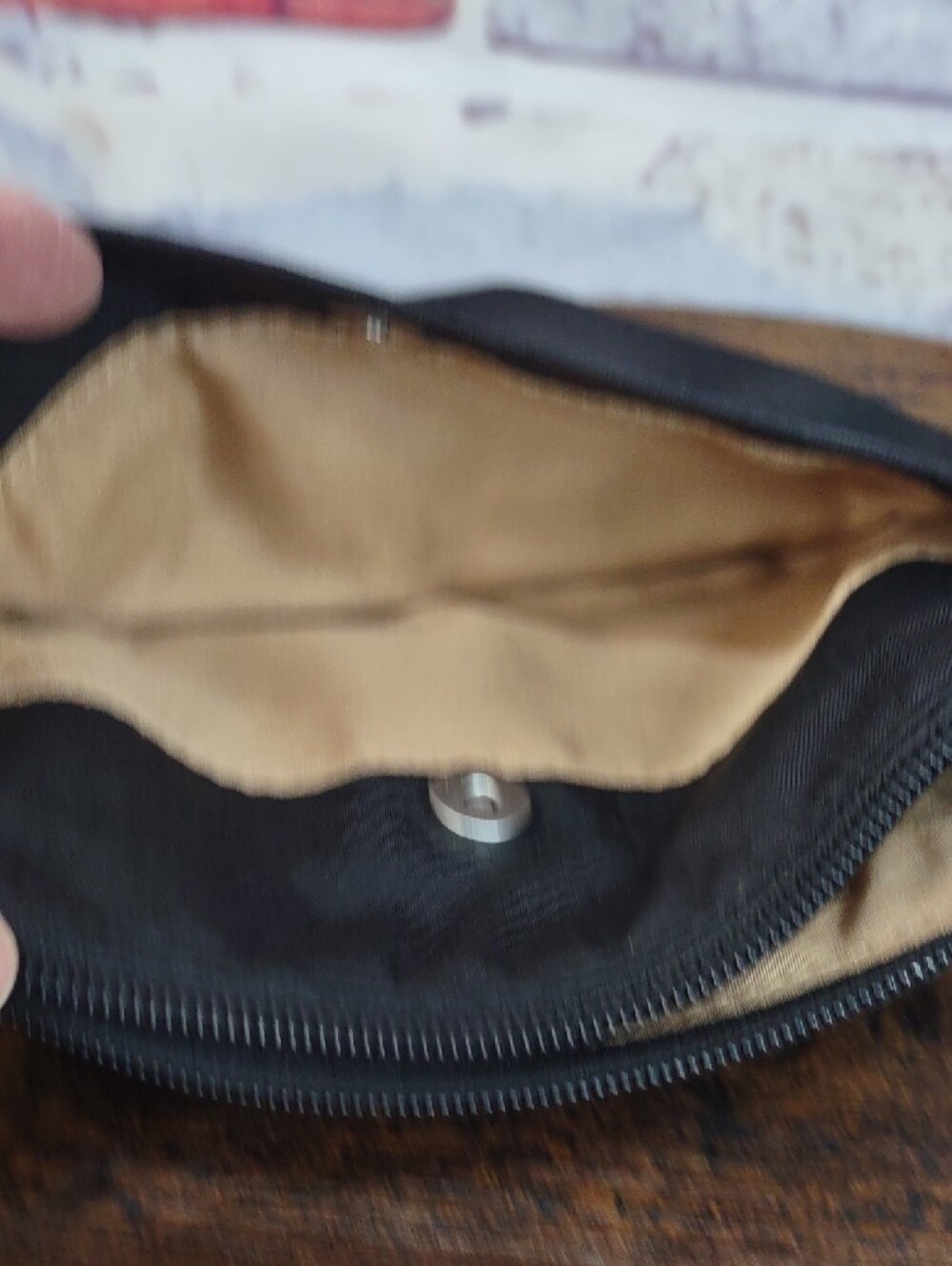Baggallini Crossbody Organizer Bag - Picture 12 of 12